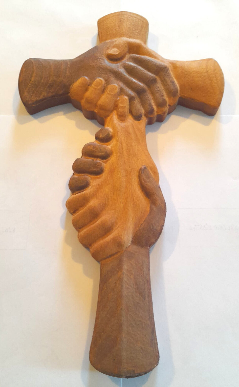 crocifisso con mani.jpeg crocifisso con mani.jpeg