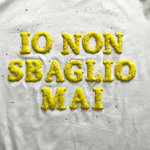 io-non-sbaglio-mai-applicata-e-glitter