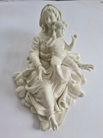 madonna-sulle-nuvole-colorata