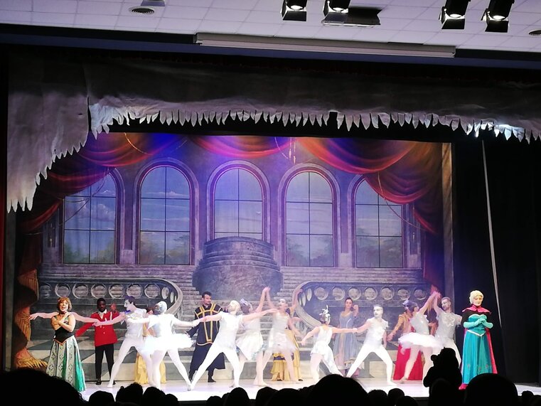 33971_b381cf43075a4c56409bf8fff023906497038986 33971_b381cf43075a4c56409bf8fff023906497038986