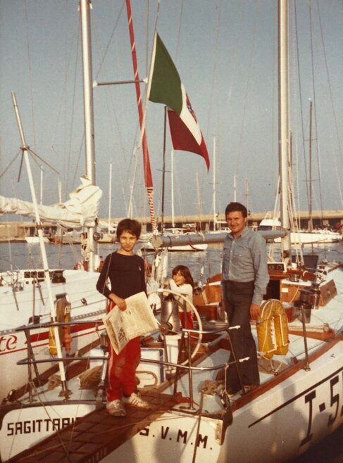 7f8e75cf-0646-403e-bde5-e8fcada31639