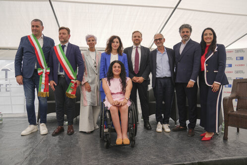 02e28d91-9171-483f-ba01-c4b8d020353f