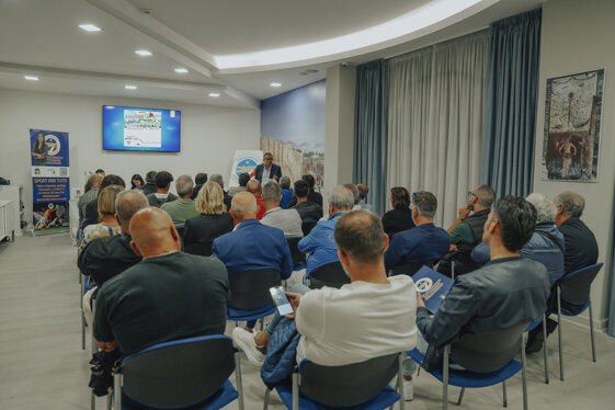 260a0f25-54af-4439-a42a-fe6c942332c6