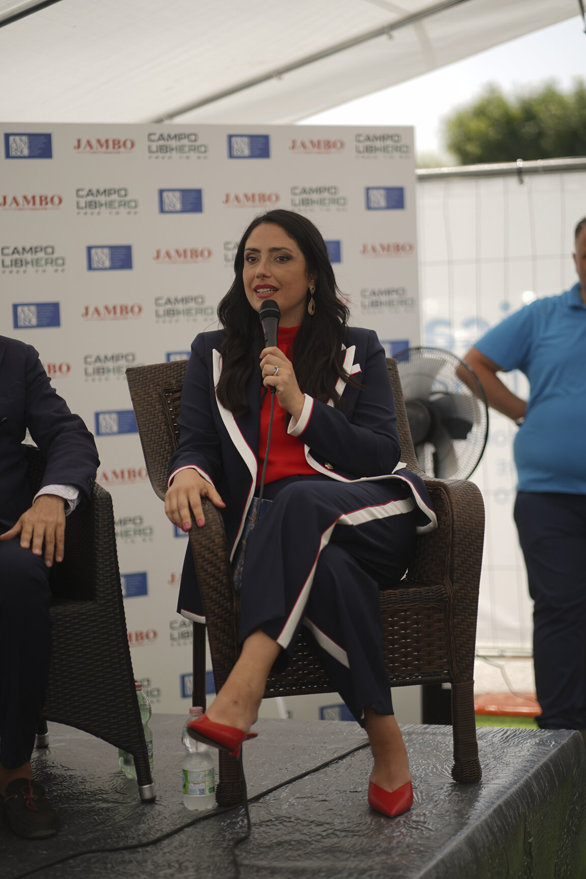 c8280ea5-d966-4c31-892c-6950687f23af c8280ea5-d966-4c31-892c-6950687f23af