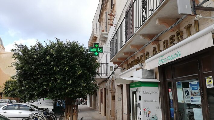 f211570a-4456-45a1-9378-2a214897da47 f211570a-4456-45a1-9378-2a214897da47