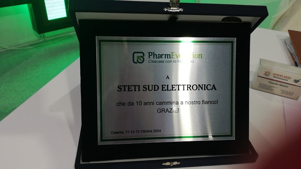 f05db6bc-6017-4c1d-b53d-a7bbeb524a6c f05db6bc-6017-4c1d-b53d-a7bbeb524a6c