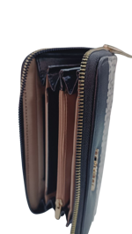 portafoglio-in-ecopelle-con-logo-roncato-in-evidenza