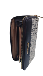 portafoglio-in-ecopelle-con-logo-roncato-in-evidenza