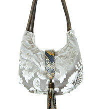 829f9389-6e5f-41f0-8ee9-141ab80a27e5