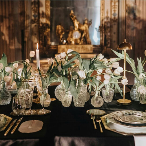 Lampada da tavolo ricaricabile WES a noleggio per eventi