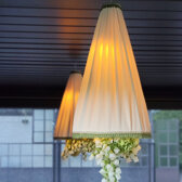 Dettaglio paralume plissettato artigianale illuminazione evento Dettaglio paralume plissettato artigianale illuminazione evento