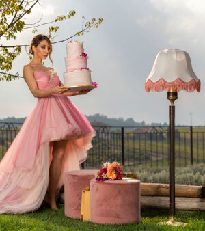 Piantana da terra vintage senza fili per corner torta matrimonio