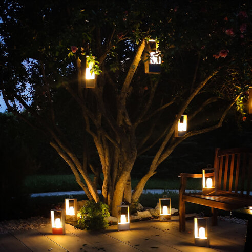 Noleggio lanterne ricaricabili PURO per evento realizzato da Balon Lamps Noleggio lanterne ricaricabili PURO per evento realizzato da Balon Lamps