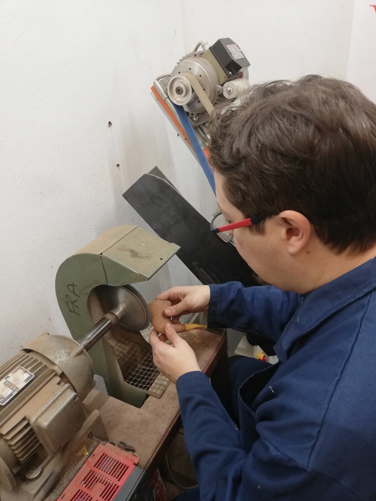 55d14d31-ba85-40e4-bd8e-cb502788bd93