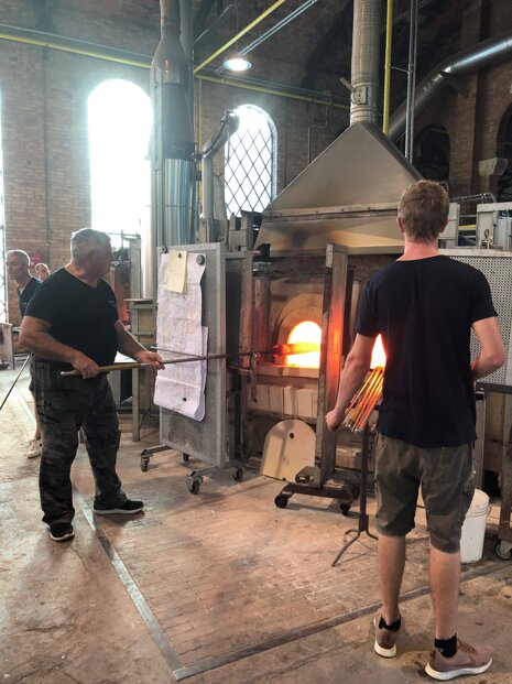 3afe04c1-33e4-4649-ab34-ca2b5279fcce 3afe04c1-33e4-4649-ab34-ca2b5279fcce