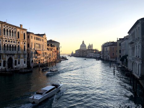 c6810be5-722f-46a5-9b05-41cdfa8be1fb c6810be5-722f-46a5-9b05-41cdfa8be1fb