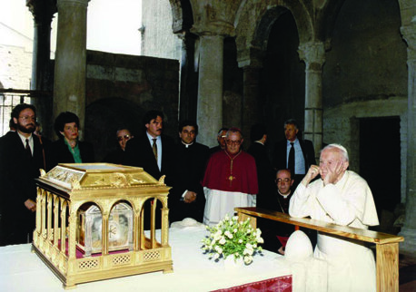 fb3c020f-f9ea-44af-a46b-70508abbe448