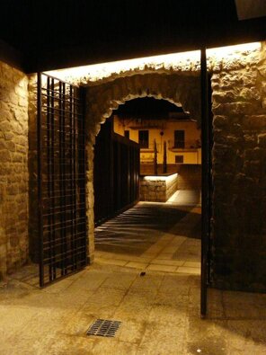 f6bd8164-2616-4889-8cc2-2ffd2671fcc6