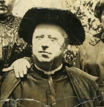 a3f9563b-7493-4f22-8c27-ee038a879b10