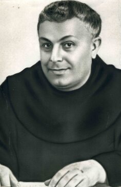 471df1ef-ebd8-418c-9365-5641a640fd86