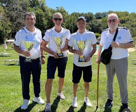 gruppo aid premiazione.jpeg