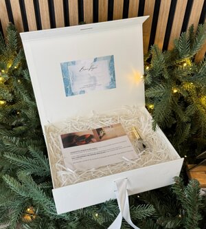 nails-box