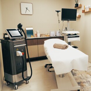 eaa4a89a-fb78-43b1-b775-615ad5dddcf7