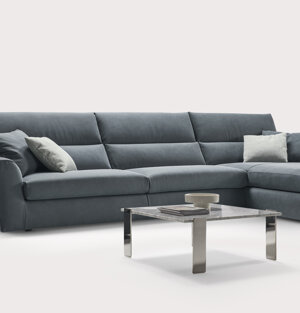 Realizzabile in tessuto completamente sfoderabile, in pelle e ad angolo