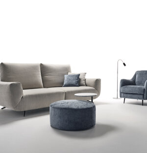 Realizzabile in tessuto completamente sfoderabile, in pelle e ad angolo