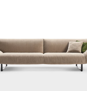 Realizzabile in tessuto completamente sfoderabile e ad angolo