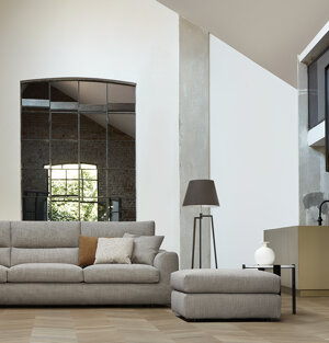 Realizzabile in tessuto completamente sfoderabile, in pelle e ad angolo