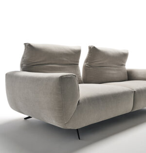 Realizzabile in tessuto completamente sfoderabile, in pelle e ad angolo