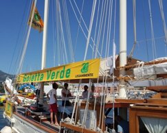 7f9f26f9-68ba-4bcc-a9b9-d8976774ac45