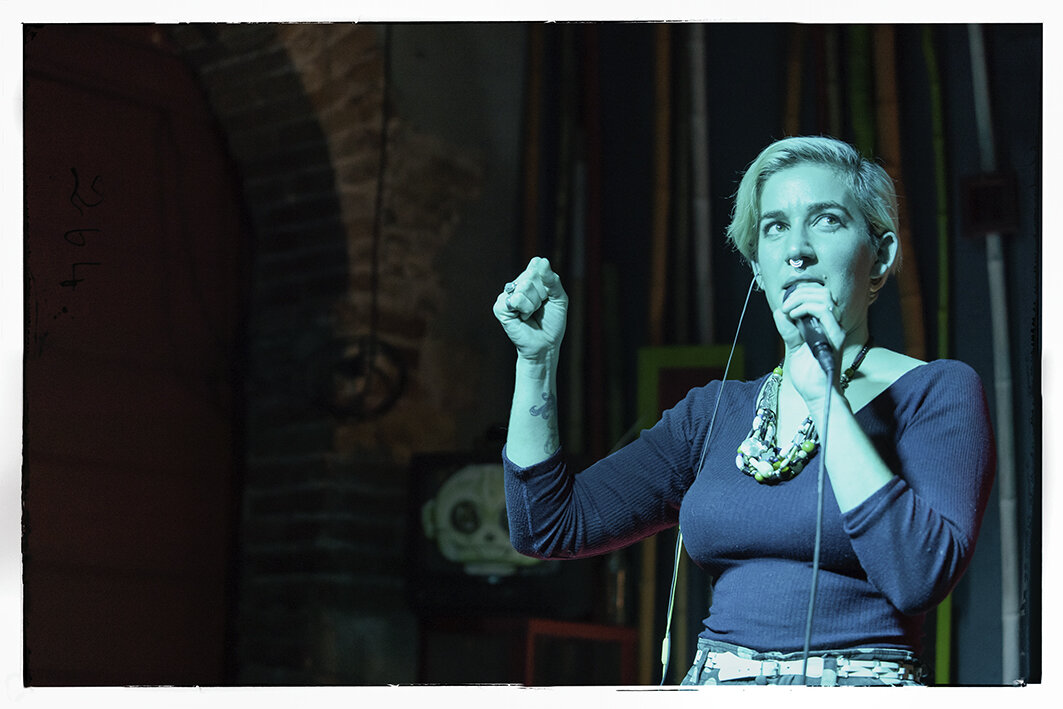 c6b08977-faea-4d9b-a57f-98952dcaee74