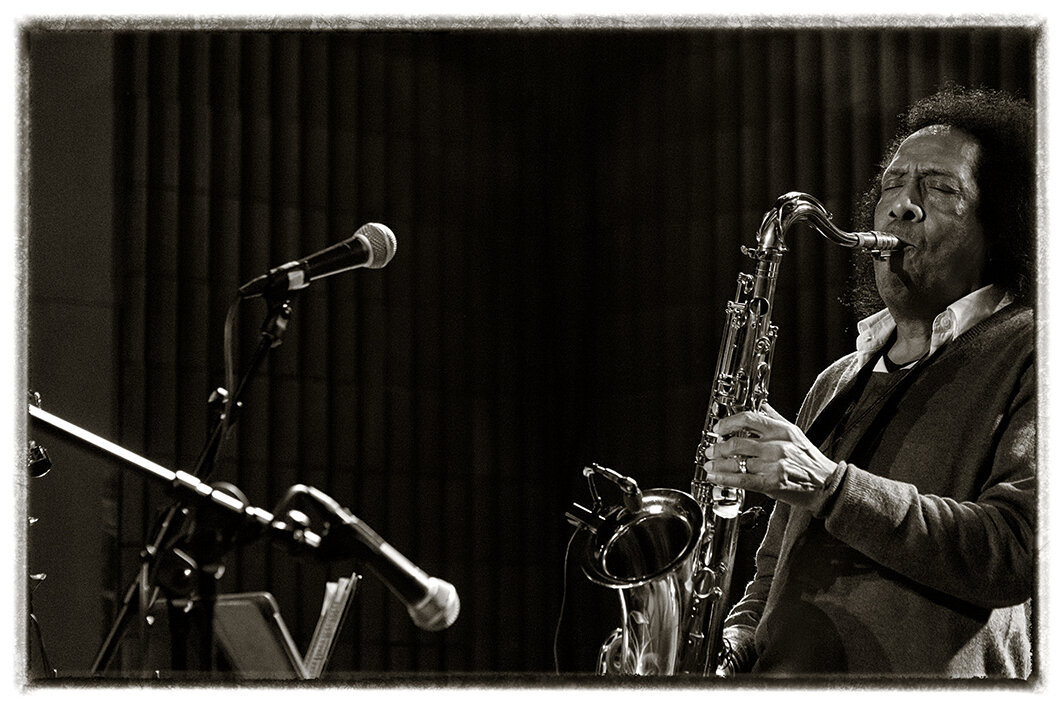 ead872dd-5dd4-4420-8249-28e5b0736e08