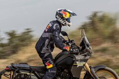 abbigliamento%20macna%20dgr%20garage.jpeg abbigliamento%20macna%20dgr%20garage.jpeg