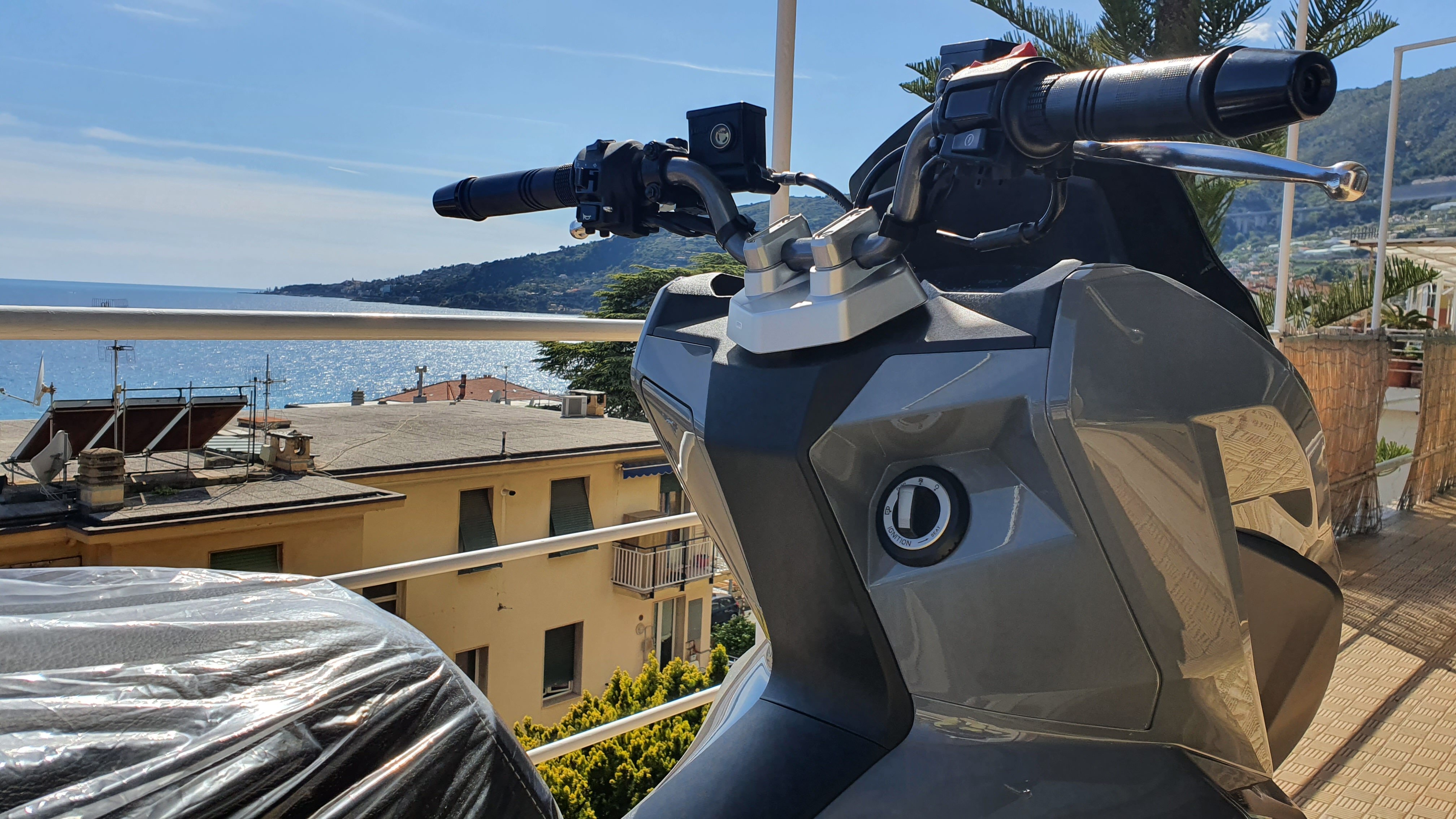 d9c48466-2b26-459b-b072-072d7cbc9bbf.jpg d9c48466-2b26-459b-b072-072d7cbc9bbf.jpg