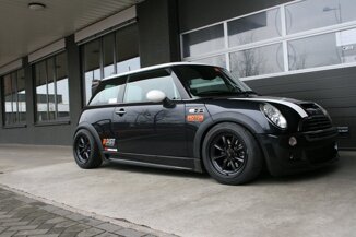 e017a66c-ff41-4296-8704-4801aac198ea