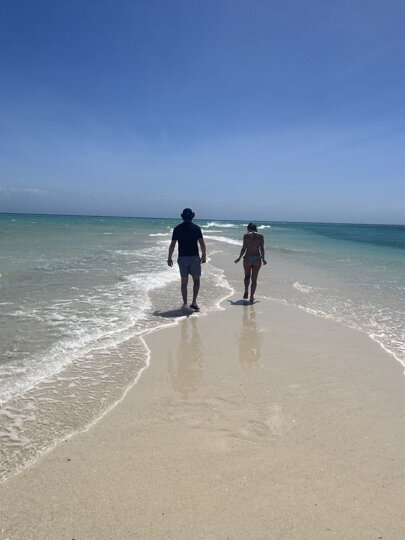 photo_5938493569436337256_y.jpeg photo_5938493569436337256_y.jpeg