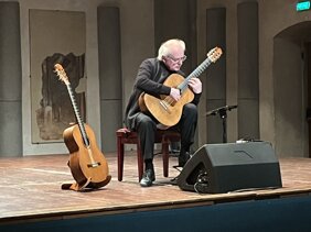 9f10d4f2-8db3-4949-8c5f-74f9a959d22c