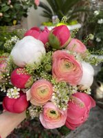 fv-peonies-bouquet
