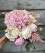 fv-peonies-bouquet