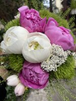 fv-peonies-bouquet