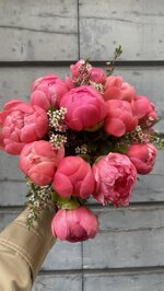 fv-peonies-bouquet
