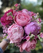 fv-peonies-bouquet