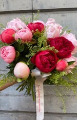 fv-peonies-bouquet