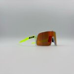 oakley-sutro-9406
