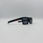 prada-linea-rossa-02zsu
