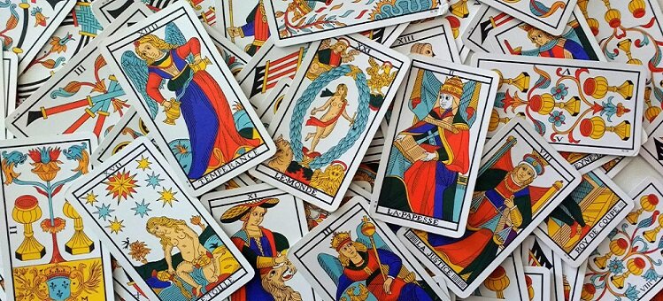 E se gli arcani avessero voce? Venite a sentire il Sole, il Giudizio e il Mondo!