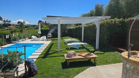 villa-malvasio-digital-detox-family-reset-garden.jpeg
